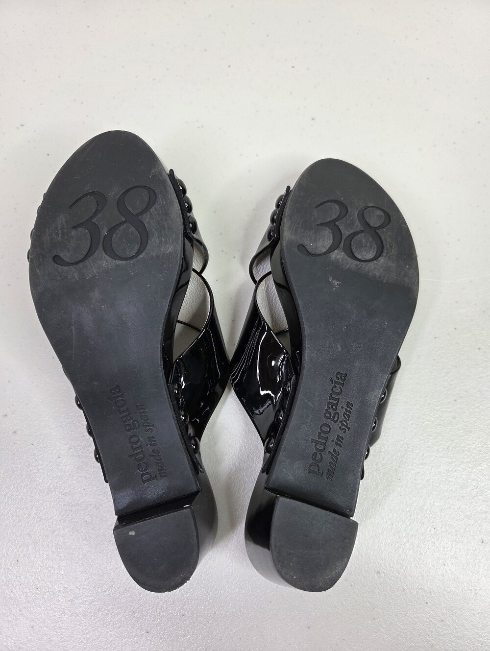 Pedro Garcia Black Patent Slide Sandals - Picture 15 of 16